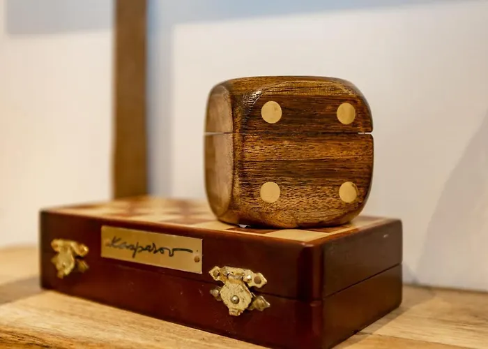 N4 Factory * 大马里尼亚